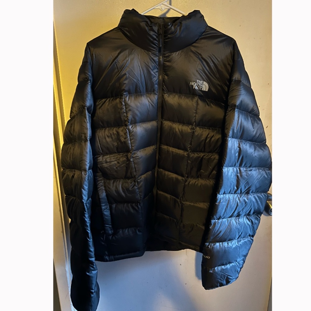 The North Face Men’s Puffer Jacket. Used once.